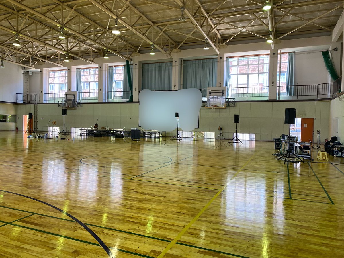SnowSoundStudio's tweet photo. 木曜日から連チャンで現場でしたー！

アイドル箱に体���館にホール

どれも違ってどれも楽しい！！

ありがとうございます🥳🥳 https://t.co/9OaBtdgiSe