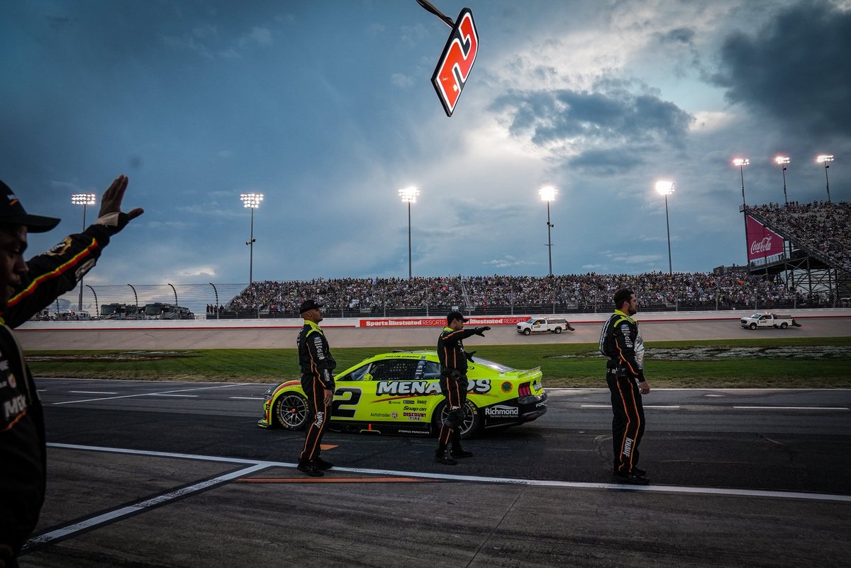 Team_Penske's tweet photo. Time for some night racing. https://t.co/y1nG05GXzC