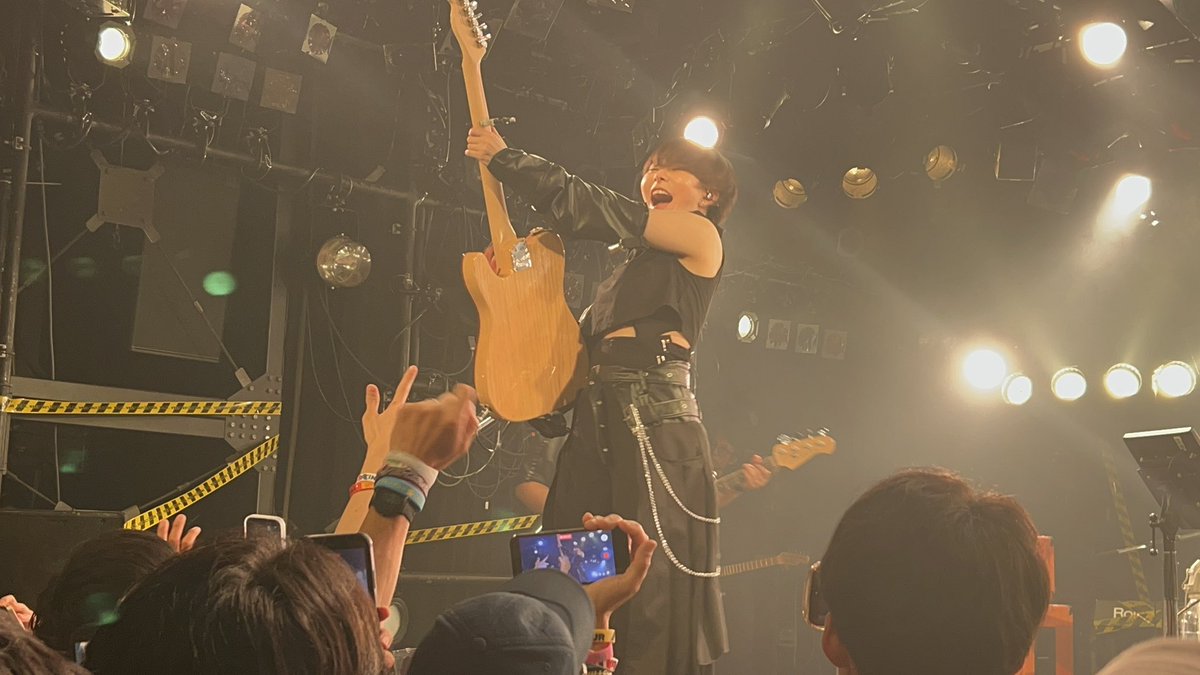 monmoonmonmoon's tweet photo. 良いライブした！って本人が言っちゃうくらい💖
最高のライブだった🎸
#立ち入り禁止ツアー　
@HZshizuku https://t.co/DuszuxrQa5
