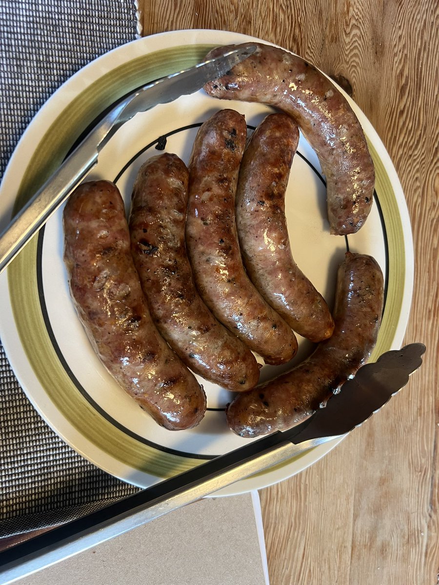 dsfreem's tweet photo. @RedKingRuairi75 Beer boiled then grilled (a couple or weeks back) https://t.co/WQEzfrRyYU