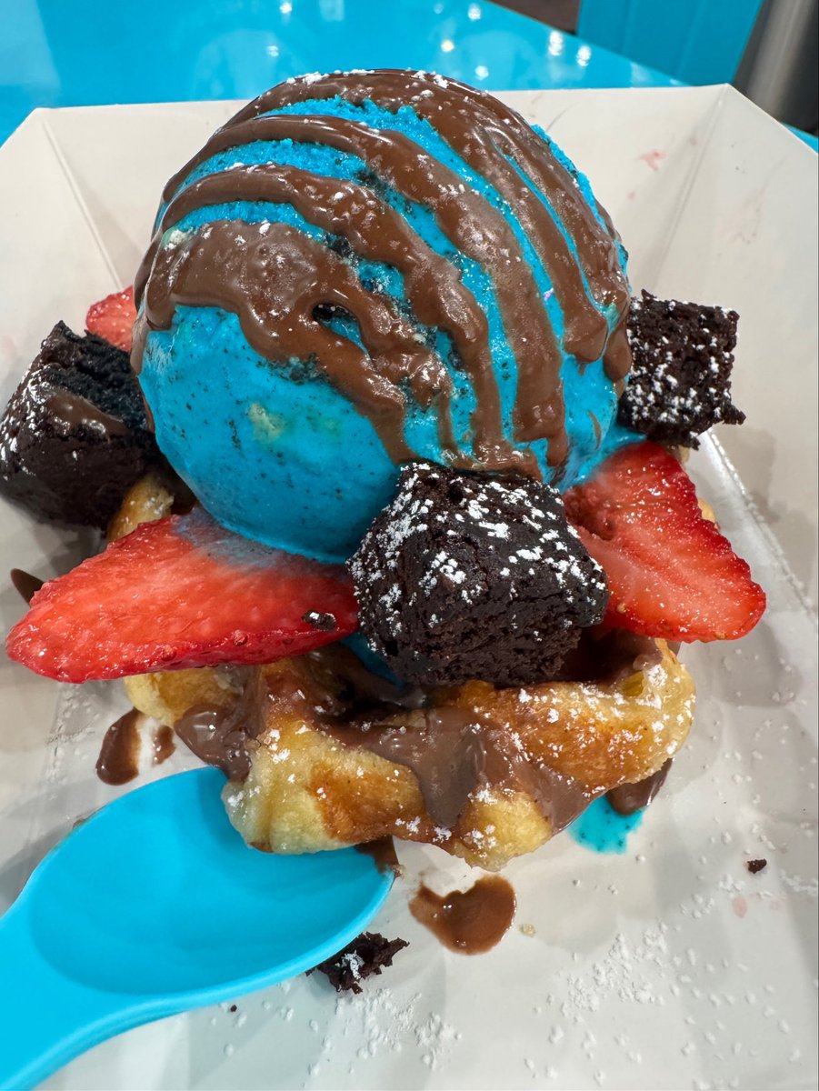 ThirdPlaceCap's tweet photo. Places that are delicious and memorable are an investors dream. 
Few companies understand this concept, much less how to connect with these tenants. #cre #retail #business https://t.co/wP6o2lkTdp