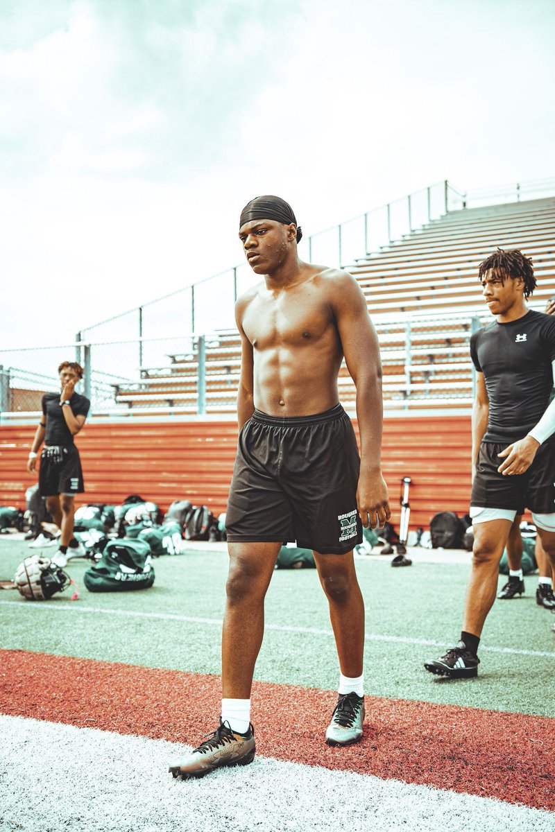 KemariaunJones's tweet photo. Coming for it all this season #25 #AGTG https://t.co/wMKFjBpsA2