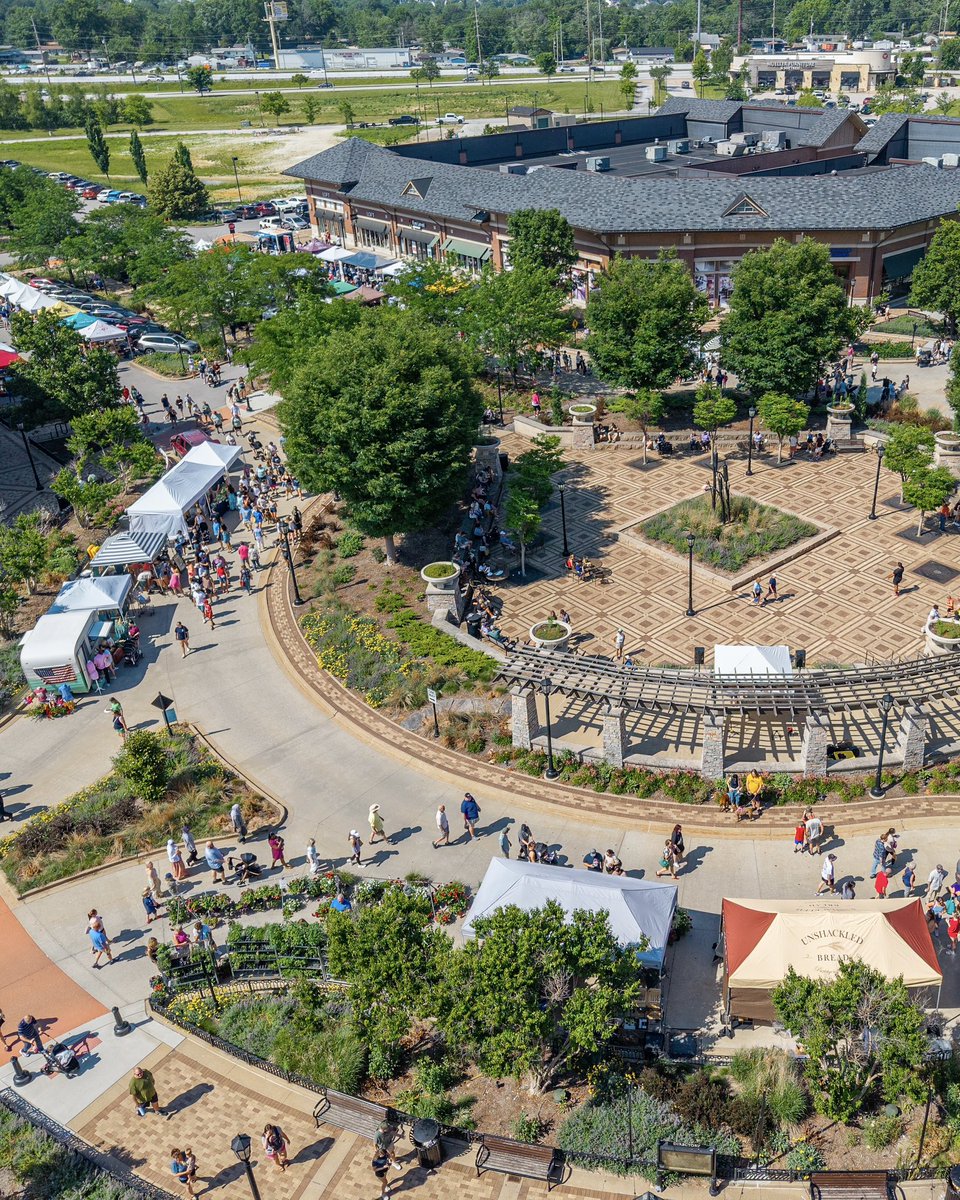 stlaerials's tweet photo. The Lake St. Louis Farmers Market takes place every Saturday April through November 9am-12pm at The Meadows! 🌾 https://t.co/inQt7Xe2yS