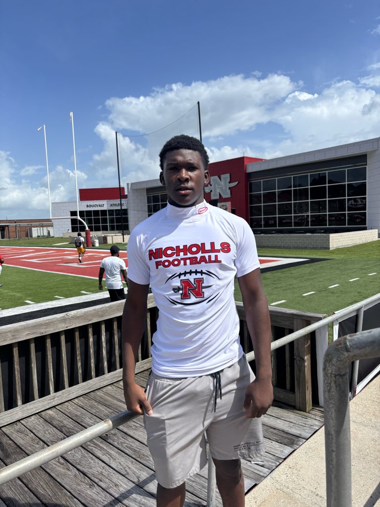 D1K_Moore's tweet photo. Had a great camp today showcasing my talent infront of a lot of coaches thank you for the opportunity. #AmiteHigh @TommyRybacki @DontezByrd @NichollsState @Zephani91241287 https://t.co/kCWIRTQX4R