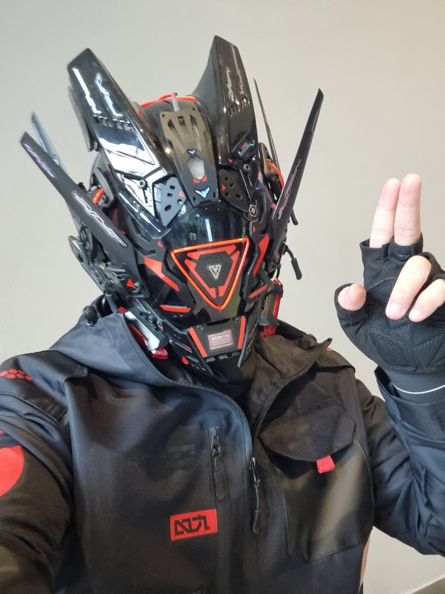 XentarSam's tweet photo. Day 1 ~ Go casual is the best setup without any props. Very troublesome &amp; tiring 😫 https://t.co/dQCjbk2g9f