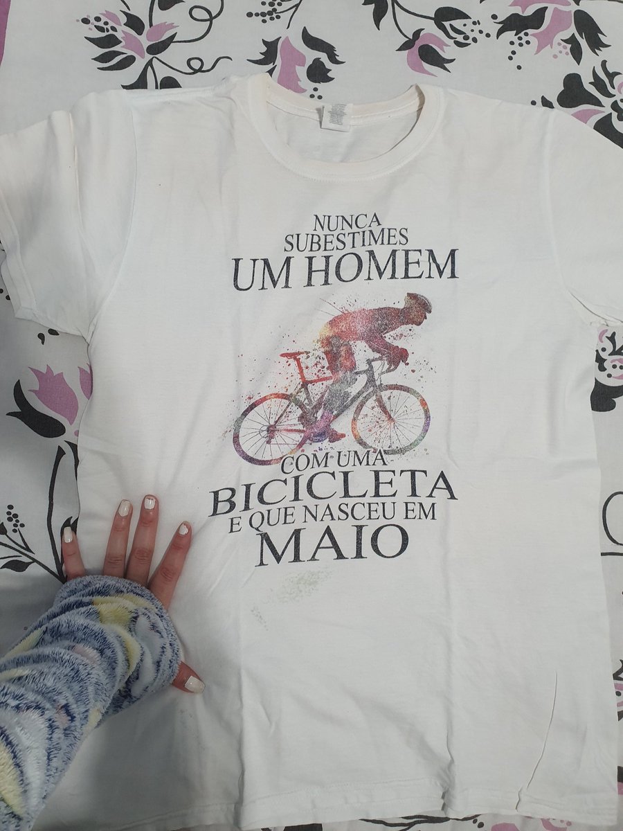 rawnrawn_'s tweet photo. a camiseta preferida do meu pai https://t.co/opXY3SzTGN