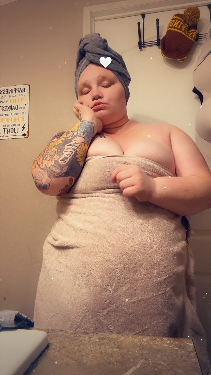 tatted__mama30's tweet photo. So fresh, so clean 🤭🤭 https://t.co/U0yPeMssva