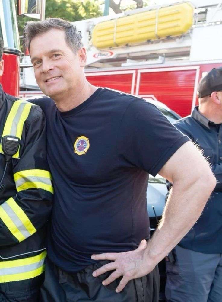 bitchlesscopia's tweet photo. his tummy in earlier seasons dont even get me started https://t.co/PLag42WPzB