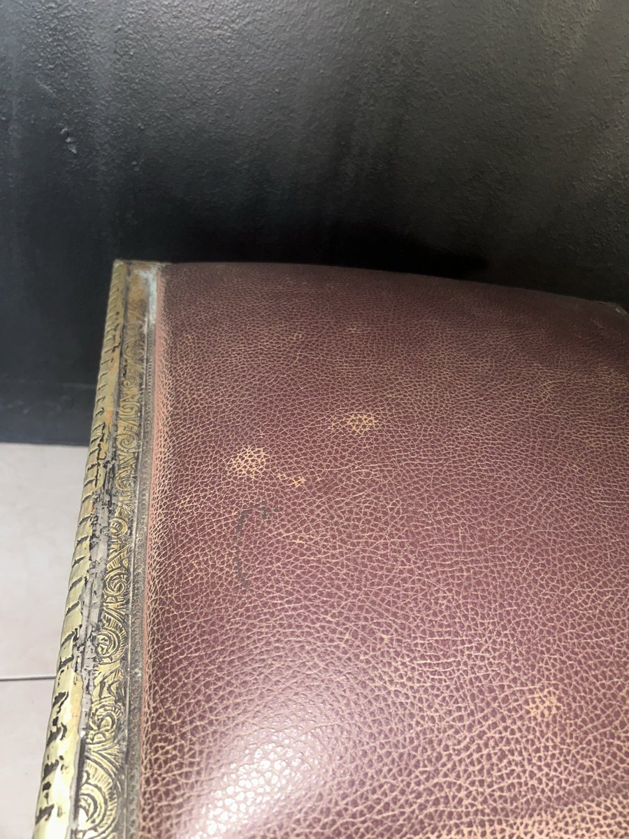 HomePricerite's tweet photo. PRICE DROP ✨Moroccan-style Hana footstool with solid wood frame, brass detailing, and genuine leather seat 🤎

Pre-owned with character wear.
💰 NOW JMD $14,500

DM us to order today 
📍Kingston, #Jamaica https://t.co/LmhCfaYAG3