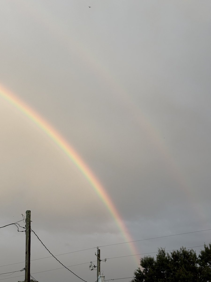britttg_94's tweet photo. Gorgeous views in Atmore this evening. 🌈😍 

@NWSMobile @spann @AlabamaWXNet @rzweather @KNBHwx @ThomasGeboyWX @WKRGEd @textamet #ALwx https://t.co/6uNWg6MAdk