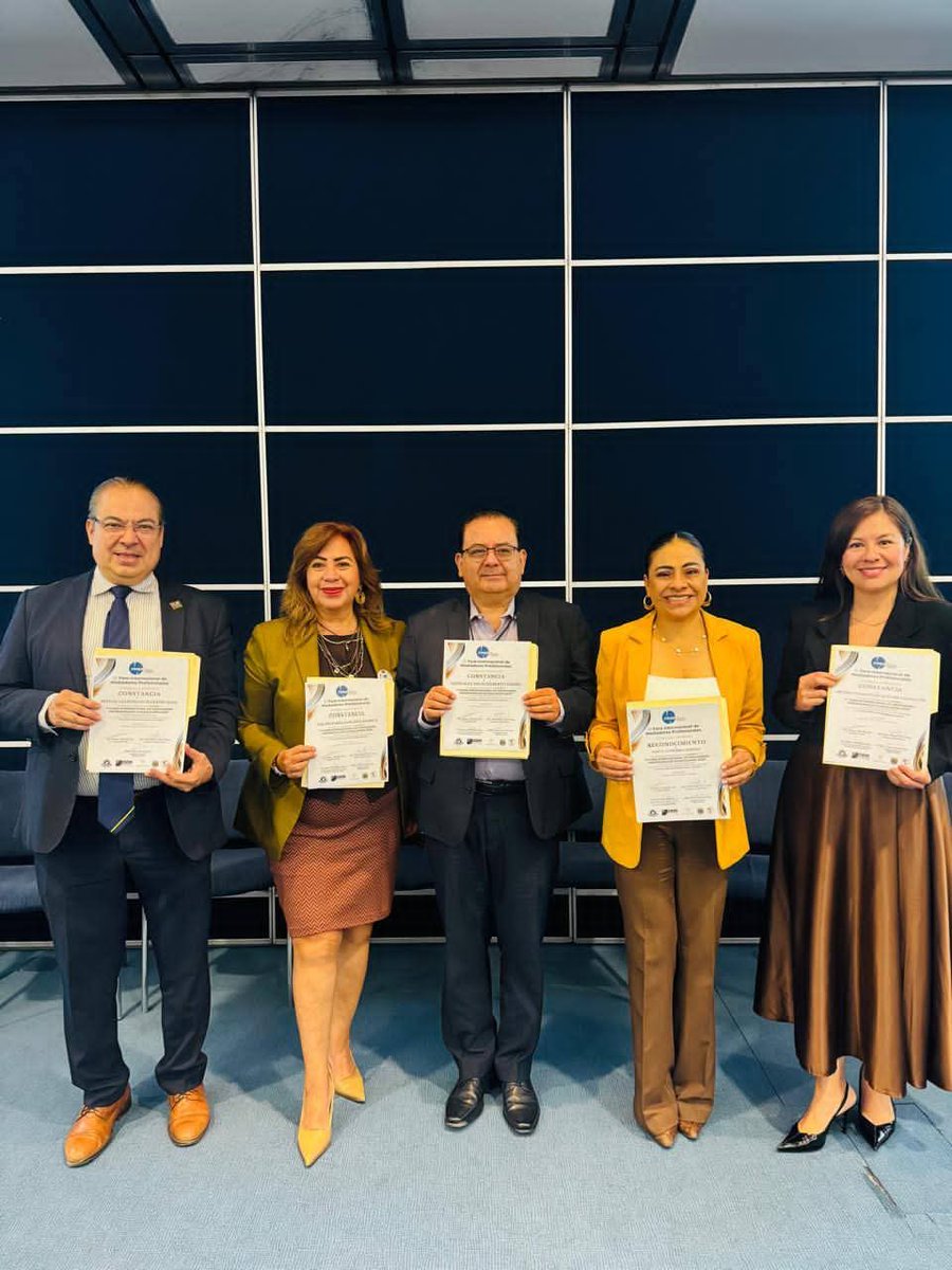 BlancaColSa's tweet photo. Asistí al 5° Foro Internacional de Mediadores Profesionales, realizado en Guadalajara, Jalisco, en compañía de integrantes del  CNMASC. En el que se abordaron temas sobre la evolución de la justicia alternativa en México, los retos y avances hacia la armonización de los MASC. https://t.co/DAe8haqNtu