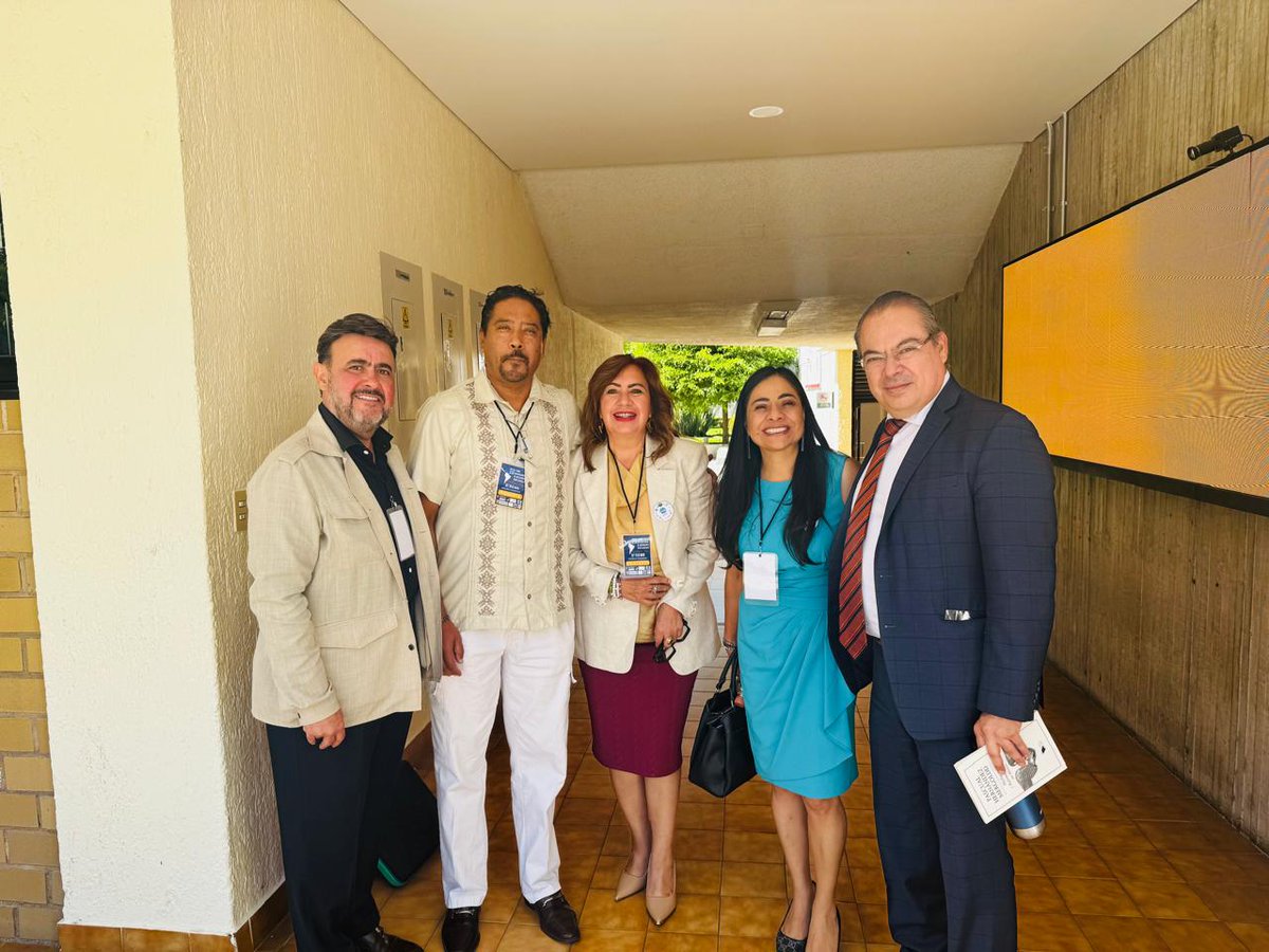 BlancaColSa's tweet photo. Asistí al 5° Foro Internacional de Mediadores Profesionales, realizado en Guadalajara, Jalisco, en compañía de integrantes del  CNMASC. En el que se abordaron temas sobre la evolución de la justicia alternativa en México, los retos y avances hacia la armonización de los MASC. https://t.co/DAe8haqNtu