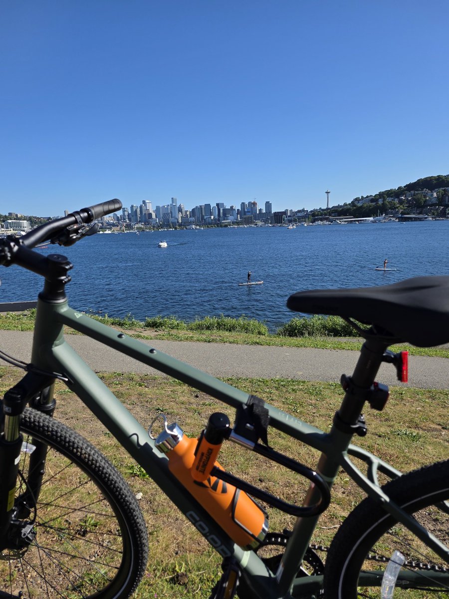 sagecodes's tweet photo. New bike time! Looking forward to many rides this summer ☀️ https://t.co/dx6meNTGWr