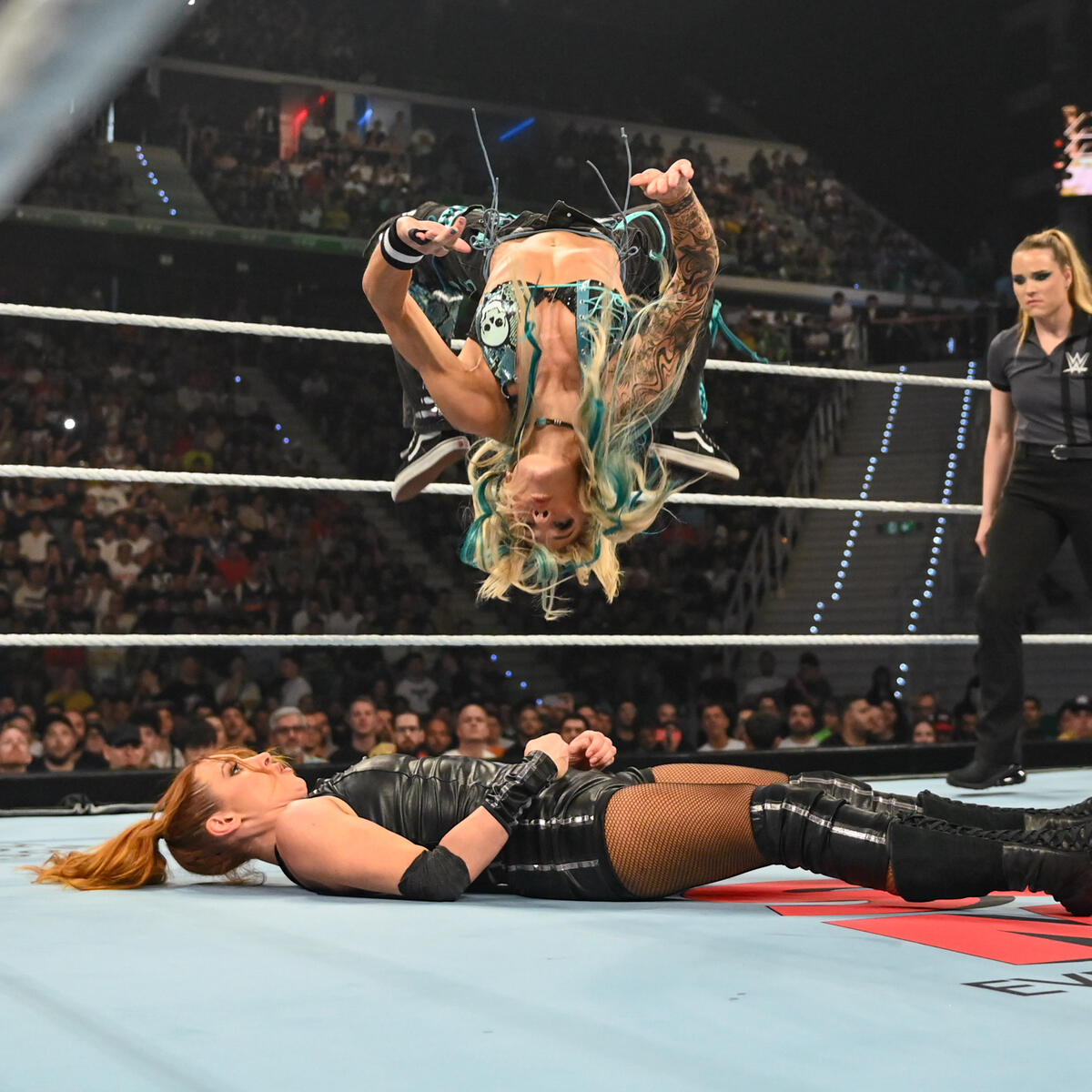 Codchrist89's tweet photo. Becky's face reaction is like "yup thats me, you probably wonder how i got here" https://t.co/9Jm7LYJZCA