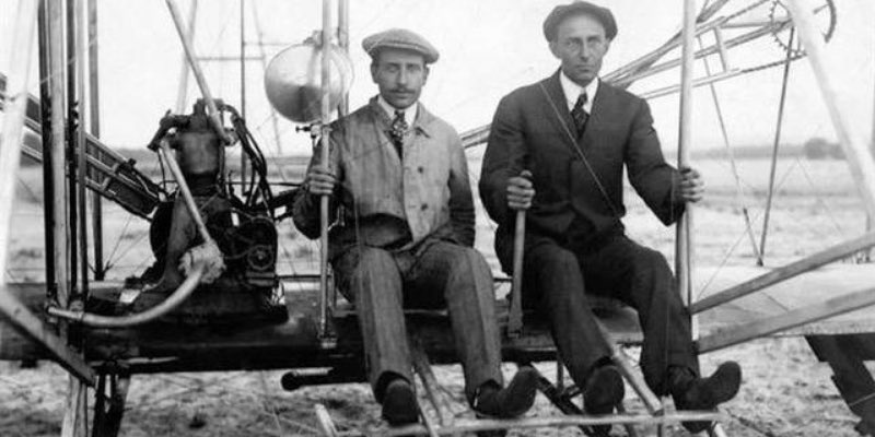 invaliduser45's tweet photo. I caught my teacher proshipping the wright brothers https://t.co/v1VL3lsNMF