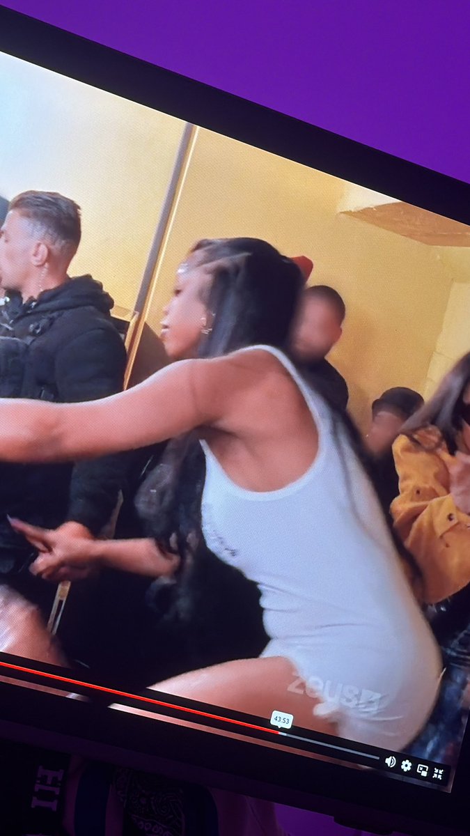 H7NTRESS's tweet photo. Am i tripping or is that lori? #baddiesUSAchapter2 https://t.co/h6ebh06lVl
