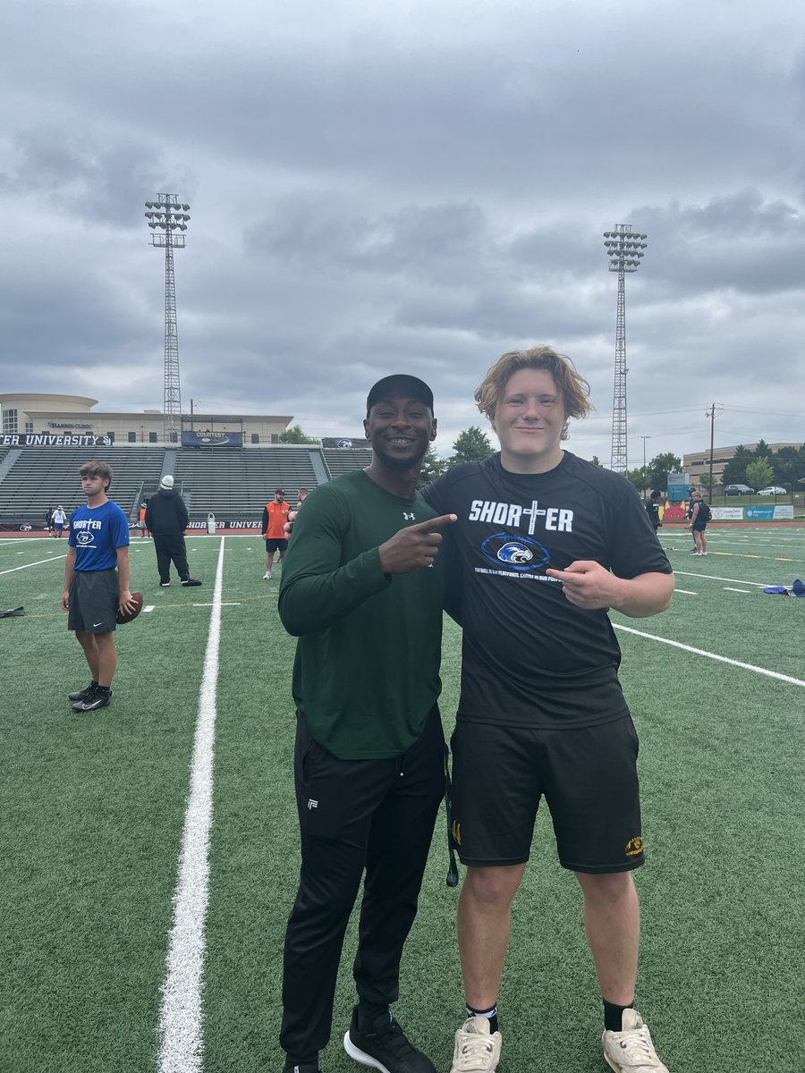 calebAlancaster's tweet photo. Had a great time at @Shorter_FB and wanted to say thanks to @JoeBrewton1 for the invite and all the other coaches that came to see everybody compete
@coach_manary @DavenportReagan @raydevezin @coachmercer_56 @Ryoung11_ @Benji_Jae #classof2028 #compete #hardwork https://t.co/aRHiE301QY