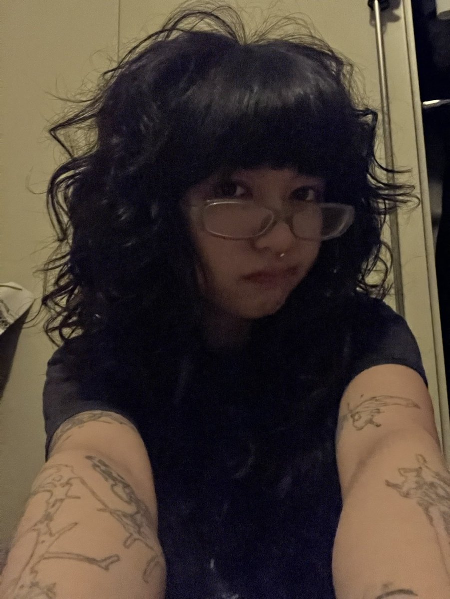 ayawkoy's tweet photo. This might be the curliest my hair has been . https://t.co/5nKGPvbkJm