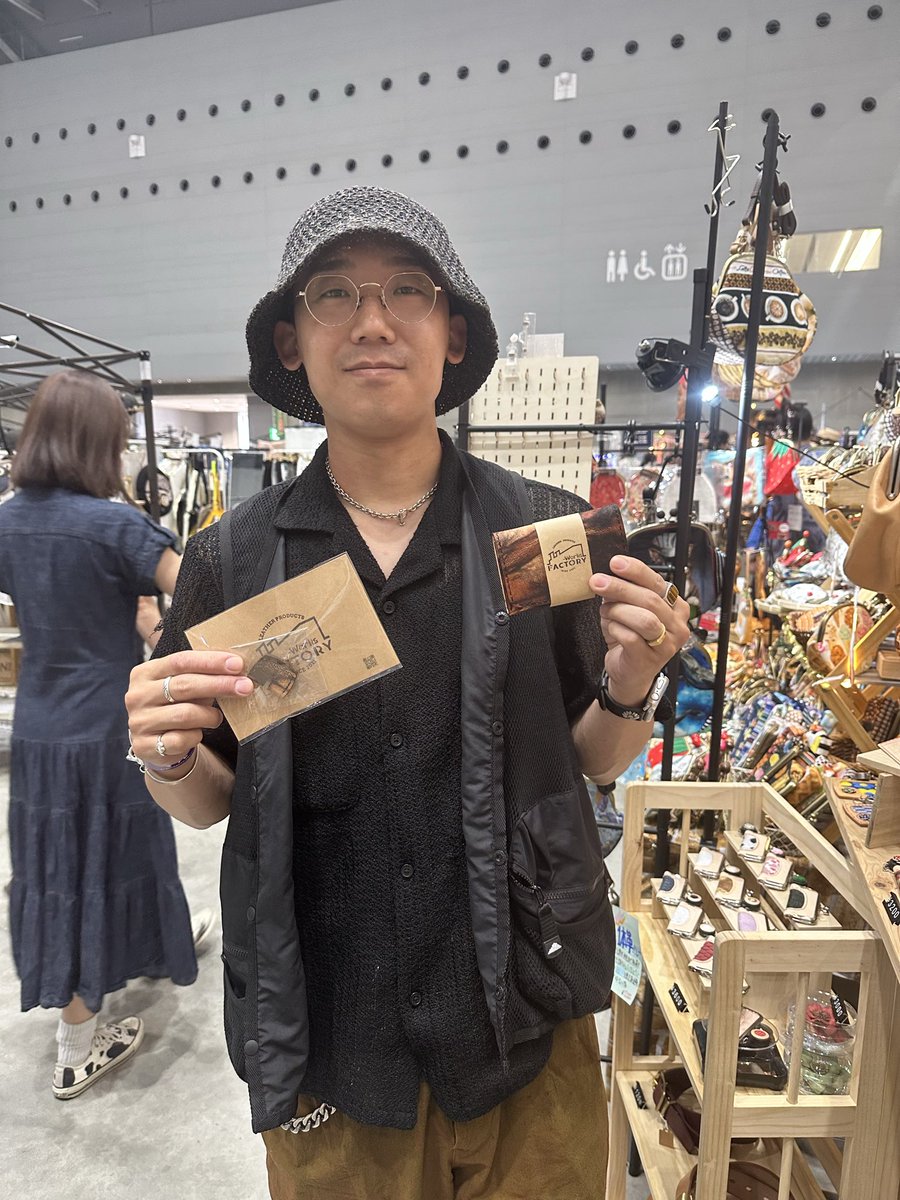 11WorksFactory's tweet photo. #群馬クラフトマーケット ご来場ありがとうございました！
たくさんの皆さんの笑顔をいただき、エネルギー充電Max🔋です😊
次回は7月、HMJに向けて準備開始！

2日間ありがとうございました🙌 https://t.co/TWecn40cQV