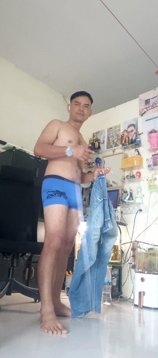 អ្នកប៉ោយប៉ែត tweet media
