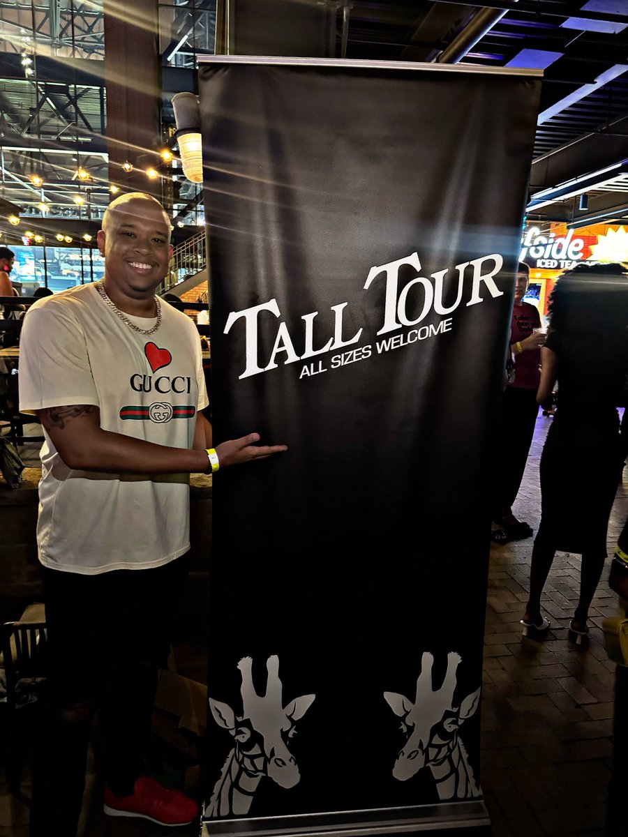 Vantastic254's tweet photo. Tall Tour - Dallas 🤠 #TallTourDallas #TallTour #TallPeople #TallCommunity #Dallas https://t.co/T1aFJaj8i5