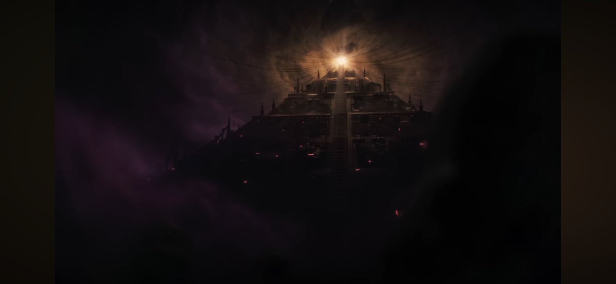 spaceshark23's tweet photo. Saw the new trailer. They showed the emperor so much it makes me suspect GW is thinking of bringing him back in some form so they can give him a $200 model. https://t.co/OvuaugjcWp