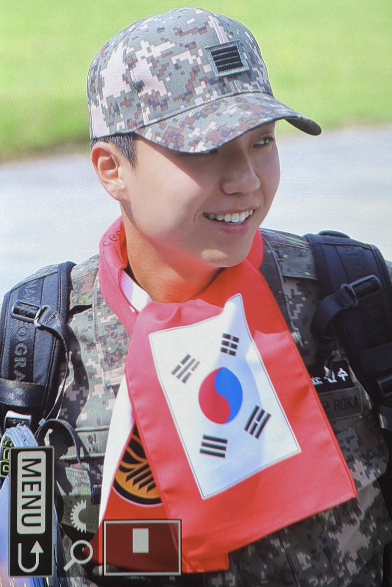 조시 tweet media