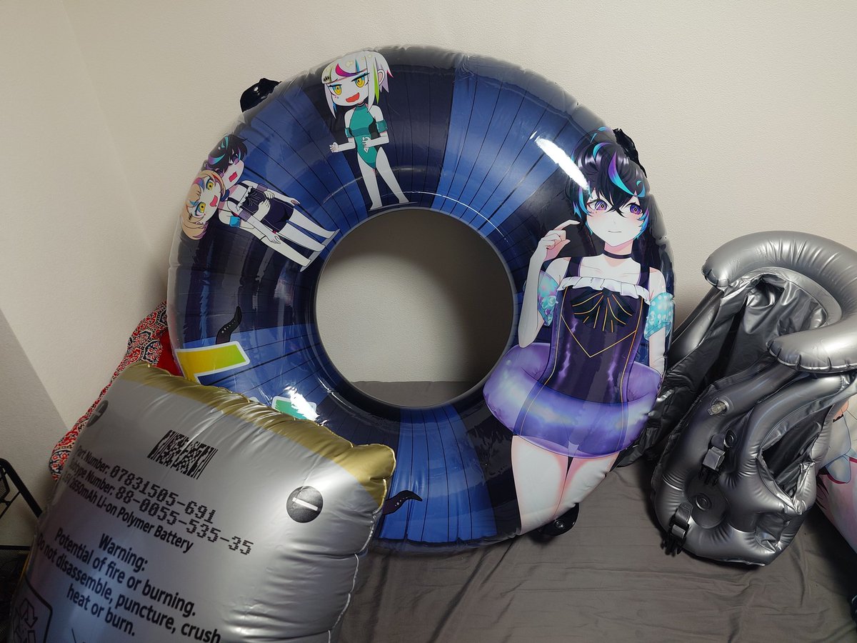 InflatableLabo's tweet photo. 120cmやベストなど色々届きました〜
そろそろ発送致しますのでご予約の方はもう少々お待ちください

150ｃｍも現在印刷中ですので��と少しですね https://t.co/TSHgznNPBU