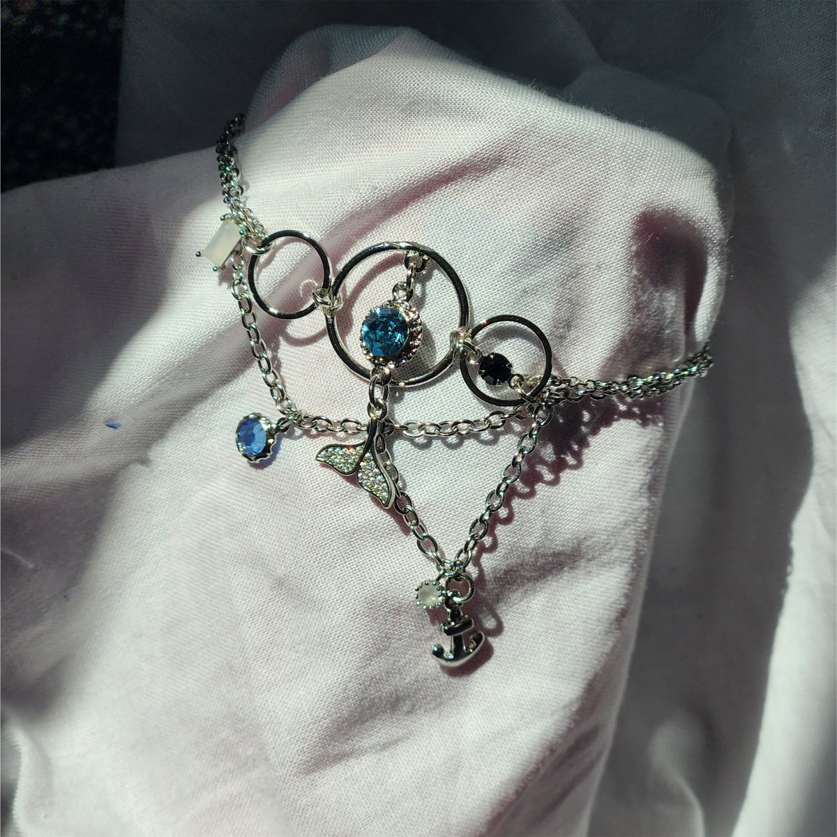 Star__creation's tweet photo. [accessory] Sea_

 *    

( Concept : 🌊,🫧  #ハンドメイド)  

⟡ 바다와 비눗방울 모티브로 작업하였습니다 

- 𝙲𝚘𝚖𝚖𝚒𝚜𝚜𝚒𝚘𝚗 _ 🌊 https://t.co/GkN5ULSb17