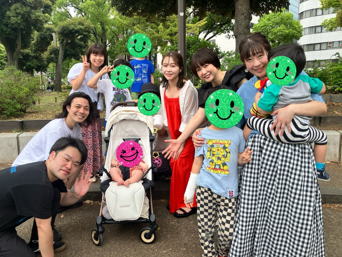 karikawanna's tweet photo. カナフルTVトークショーありがとうございました！！
いつも見てますとお声がけ頂けて、とても嬉しかったです☺️🙏
中々みなさんと直接お会いする機会が少ないので、本当に貴重な日でした🥹✨
引き続き毎週日曜日18時〜
tvk「kanaful TV」よろしくです🌸

娘が初めてマイクを持つママを見ました👶 https://t.co/9hlfEsbwhe