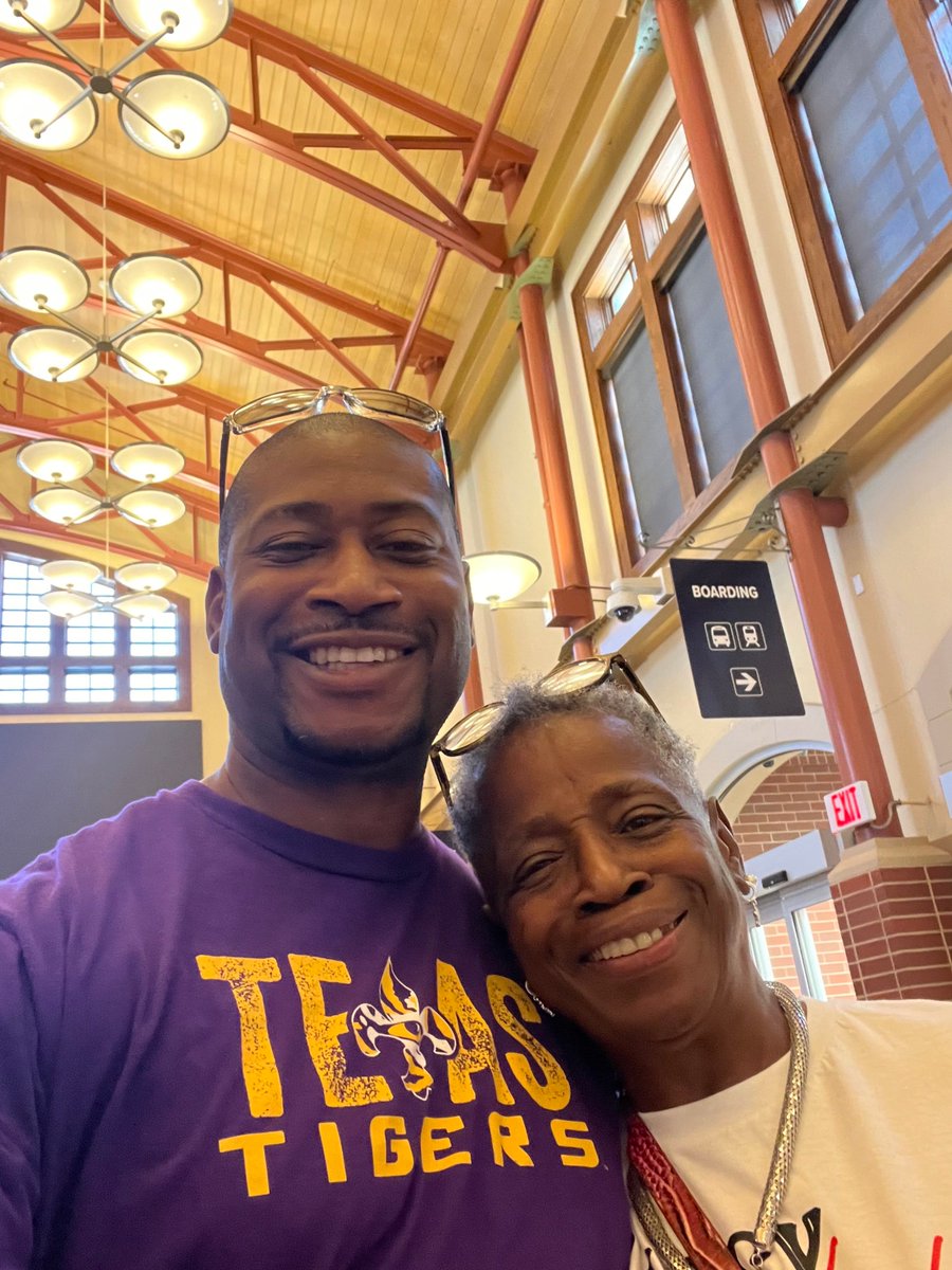 MrHuricks's tweet photo. Had a chance to spend time with Mom today https://t.co/1XDLxiMSAo