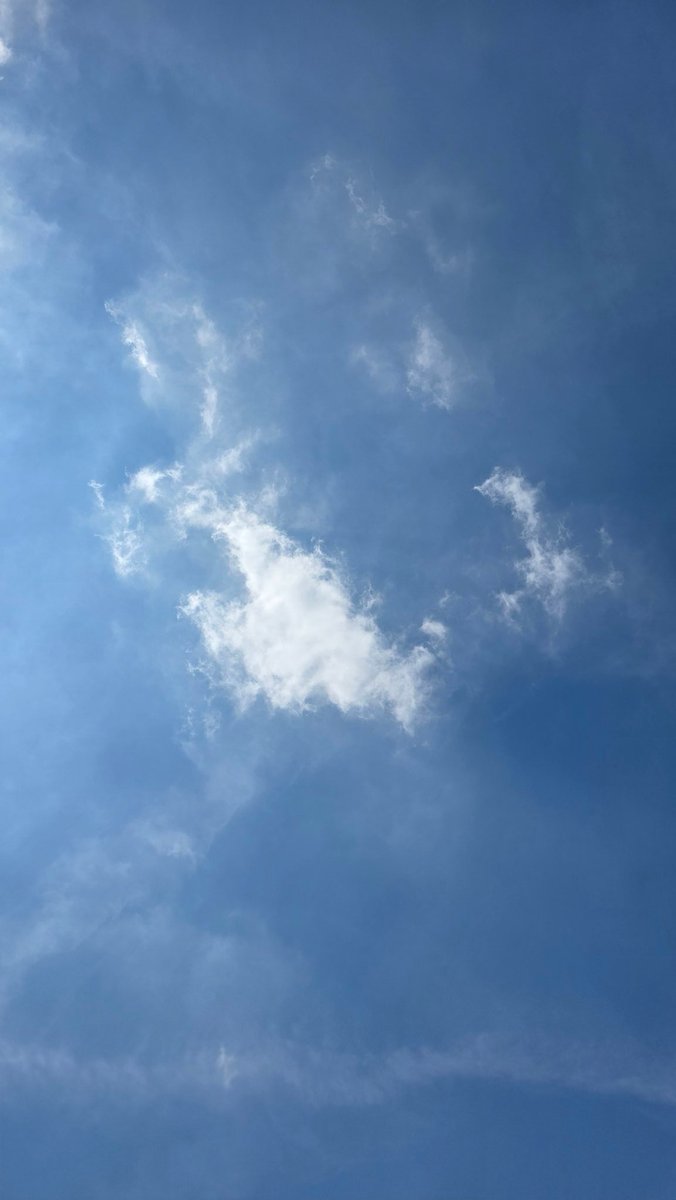 visapullip's tweet photo. 今日の空 https://t.co/gEdbrbOJNt