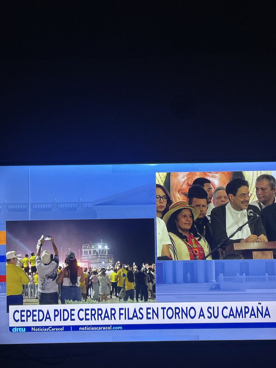 pacepedaposada's tweet photo. @NoticiasCaracol llevas más de 5 minutos en el discurso de @IvanCepedaCast  por qué??? https://t.co/wKzOvFYIKK