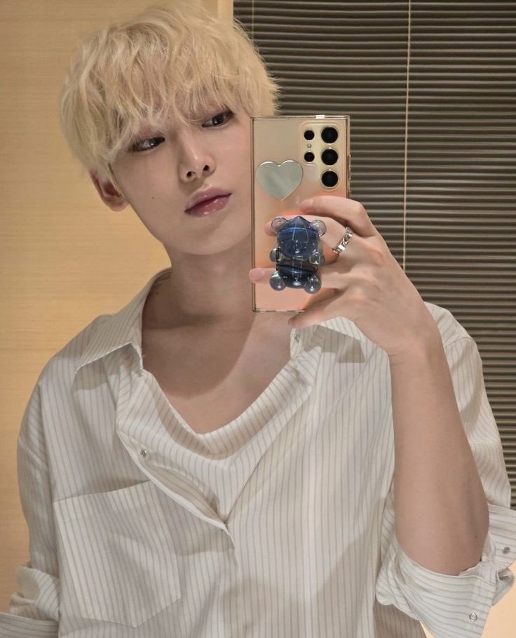 rikigenderenvy's tweet photo. my blonde winter and sunoo agenda https://t.co/vpBgpmJA30