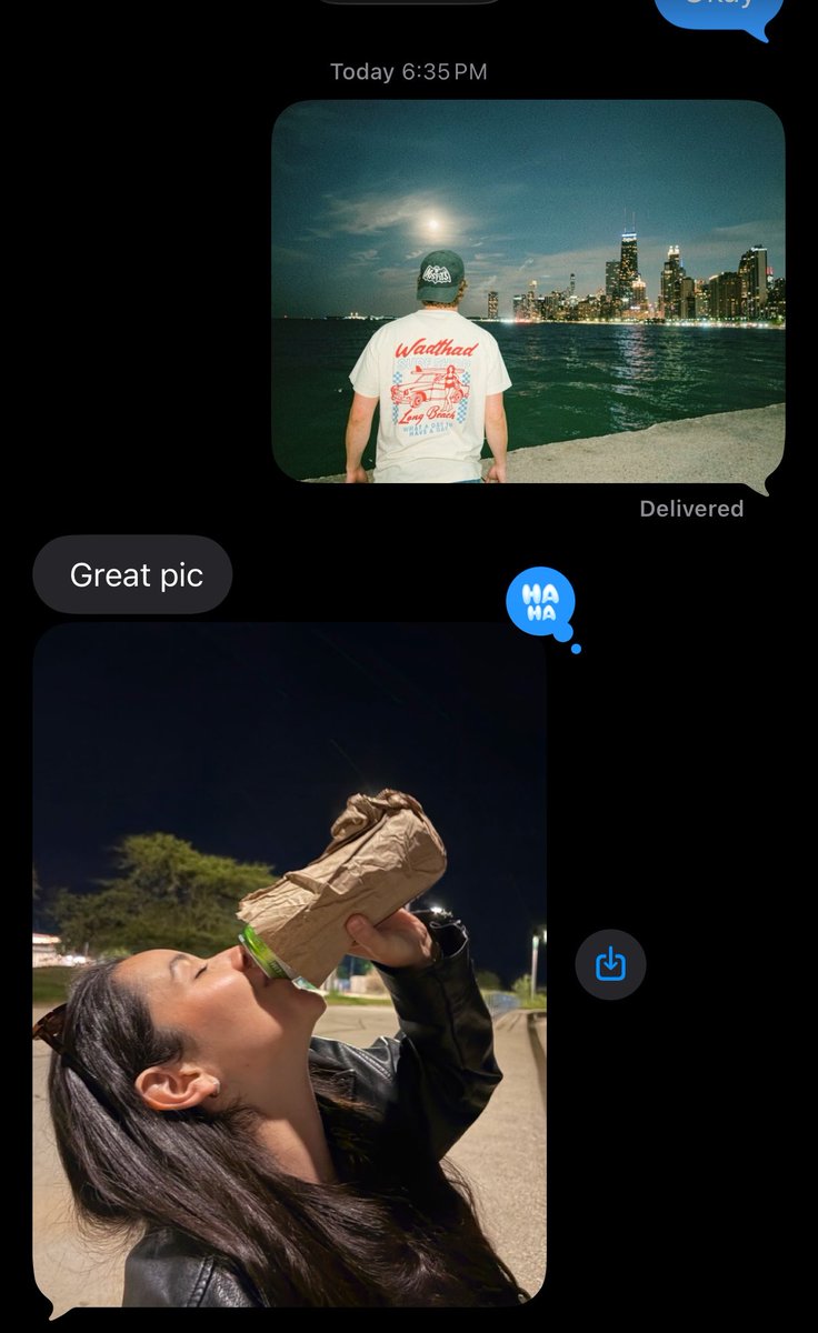 lujibelmonte's tweet photo. La foto que le saqué a mi novio vs la foto que el me sacó a mi https://t.co/cidmTs1Zo6