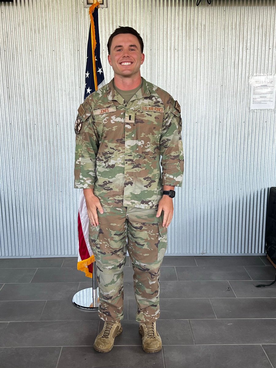 jamieweisjones's tweet photo. So proud of you First Lieutenant @JensenJones15 and your dedication to our country!  Blessed to be your Mom and grateful for you and all the other amazing military members who sacrifice so we can be free!!  #trueheroes❤️💙
#USA https://t.co/CaQ3csl1JN
