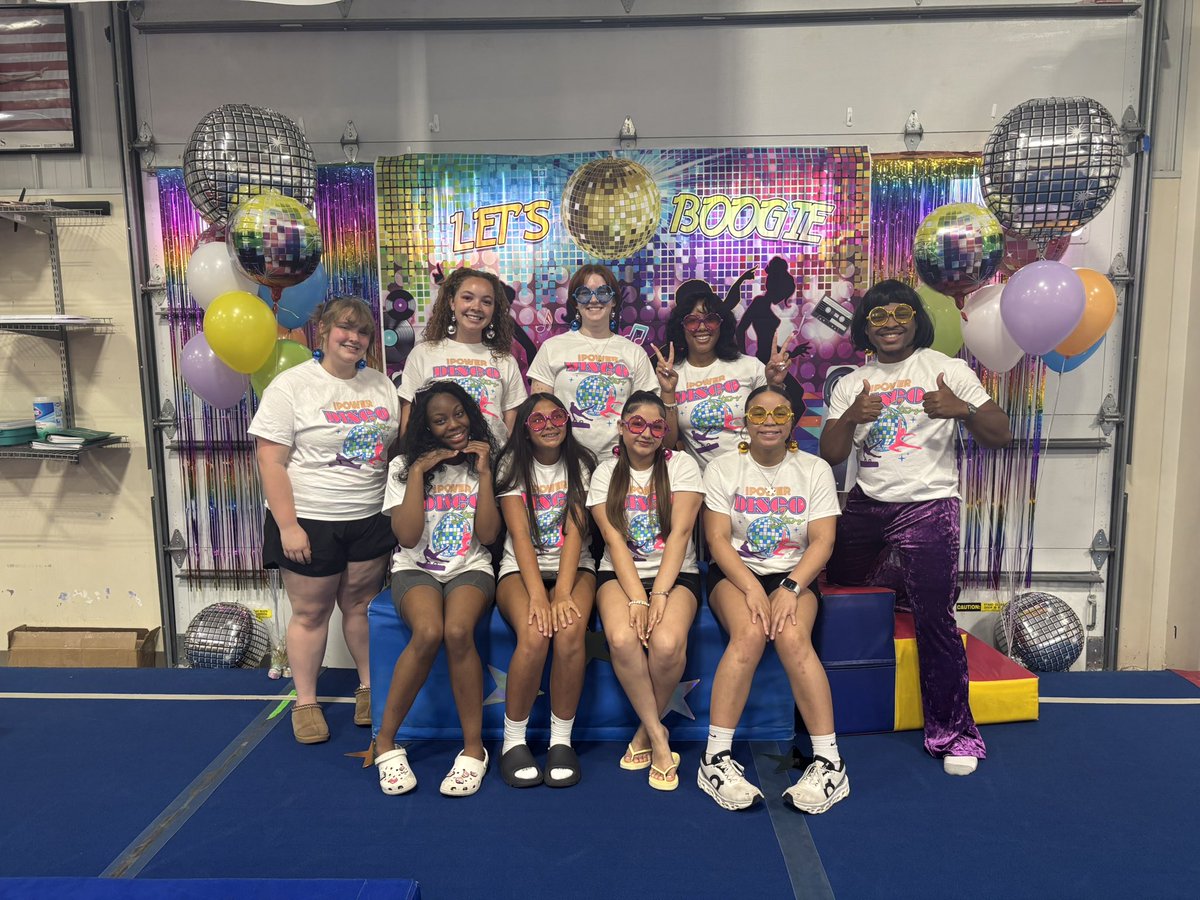 Mo_fierce's tweet photo. Another recital in the books !! S/o to my awesome staff for all they do. And congrats to all of our rec girls today. 😎🥰🫶🏽🤸🏾‍♀️#discotheme 💃🏽🕺🪩 https://t.co/TgD6SqOIxp