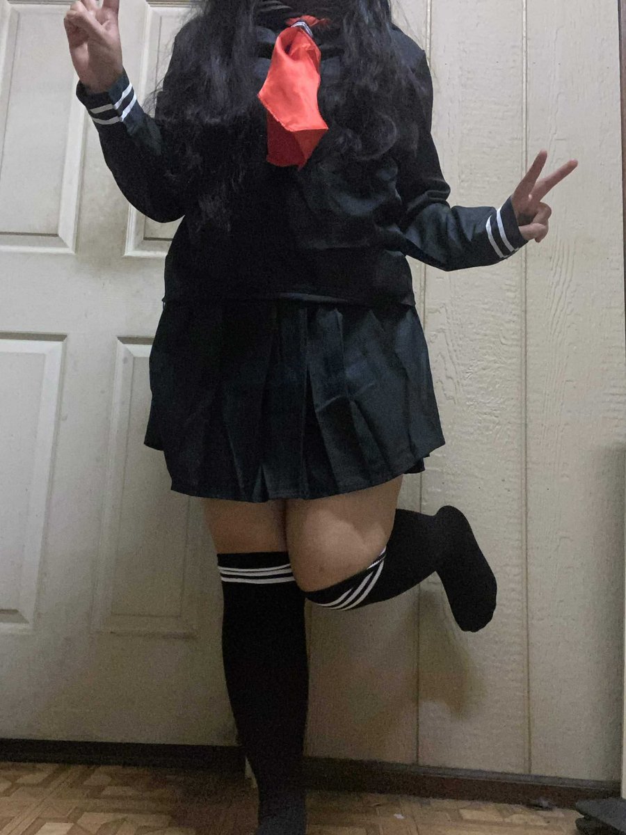 Mel0dyK3y's tweet photo. THE COSPLAYS JUST CAME IN SO ARE YALL REWARDS 🥺💙
It’s so hot in here, my hair got frizzy from changing 😭💔 ahahahaha…
Hope y’all enjoy🥹💙
#MelodyKey #Cosplay https://t.co/9rvDDqjPci