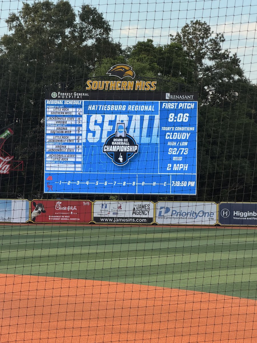 LightMinistries's tweet photo. A most excellent evening to win a NCAA Regional Championship in Hattiesburg. GO Trojans!! https://t.co/j8x9JrlrVf