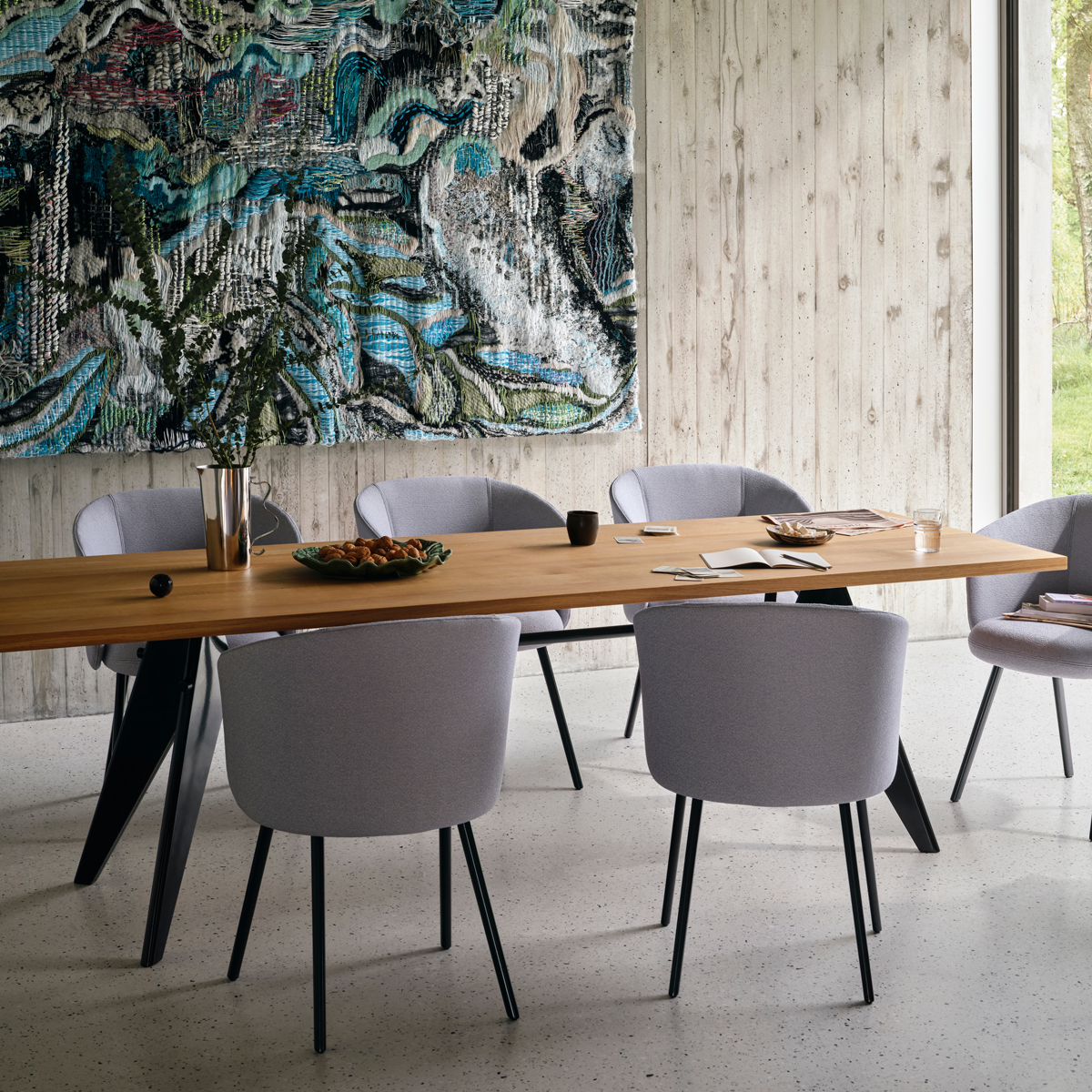 LIVINGMOTIF's tweet photo. 【LIVING MOTIF 2F｜Vitra Upgrade your dinning キャンペーン】

期間中、対象のチェアを４脚セットでご購入いただくと、そのうち1脚をプレゼント。４脚の組み合わせは自由に選択できます。今だけのお得な機会を、ぜひご利用ください。

期間：6/1(月)〜8/31(月)

https://t.co/FGCK8gVm19 https://t.co/uOV7jq5moM