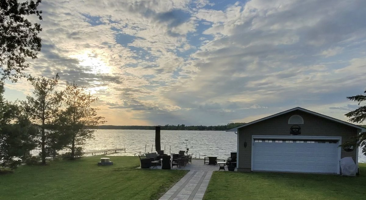 TallCanAudio's tweet photo. First weekend of the summer back at the cottage. Not quite time yet for the #TCASummerSessions for another year … but soon! https://t.co/TwbJBXErqJ