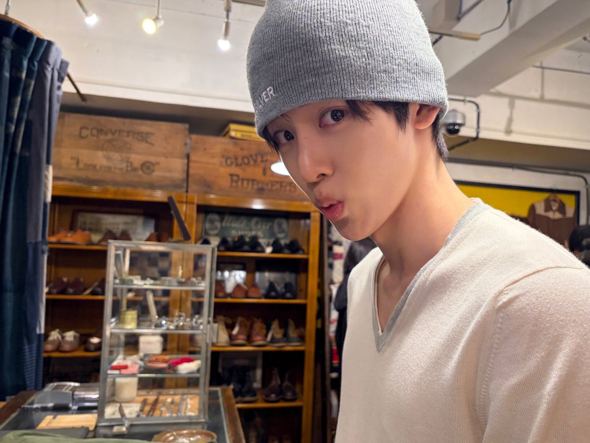scheeseej's tweet photo. 오살힘🤍 https://t.co/QXMOnfHz8T