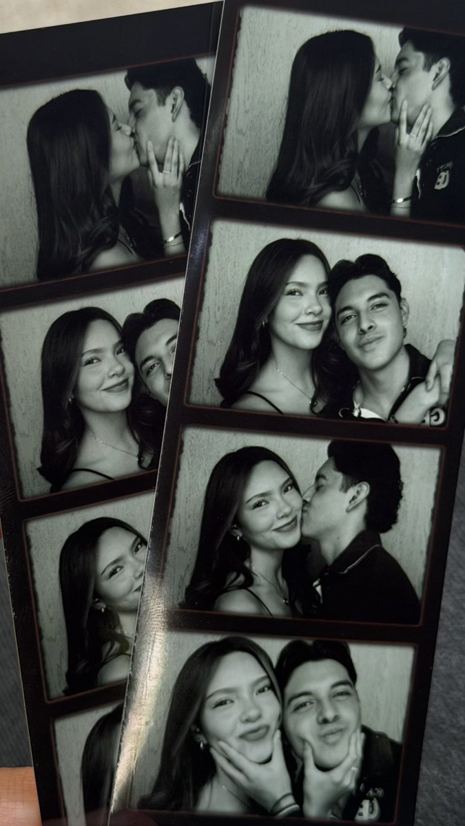 sofiacvdooo's tweet photo. us + photobooth + papas + slushi = excelente viernes 💞 https://t.co/BrKj8NeQYN