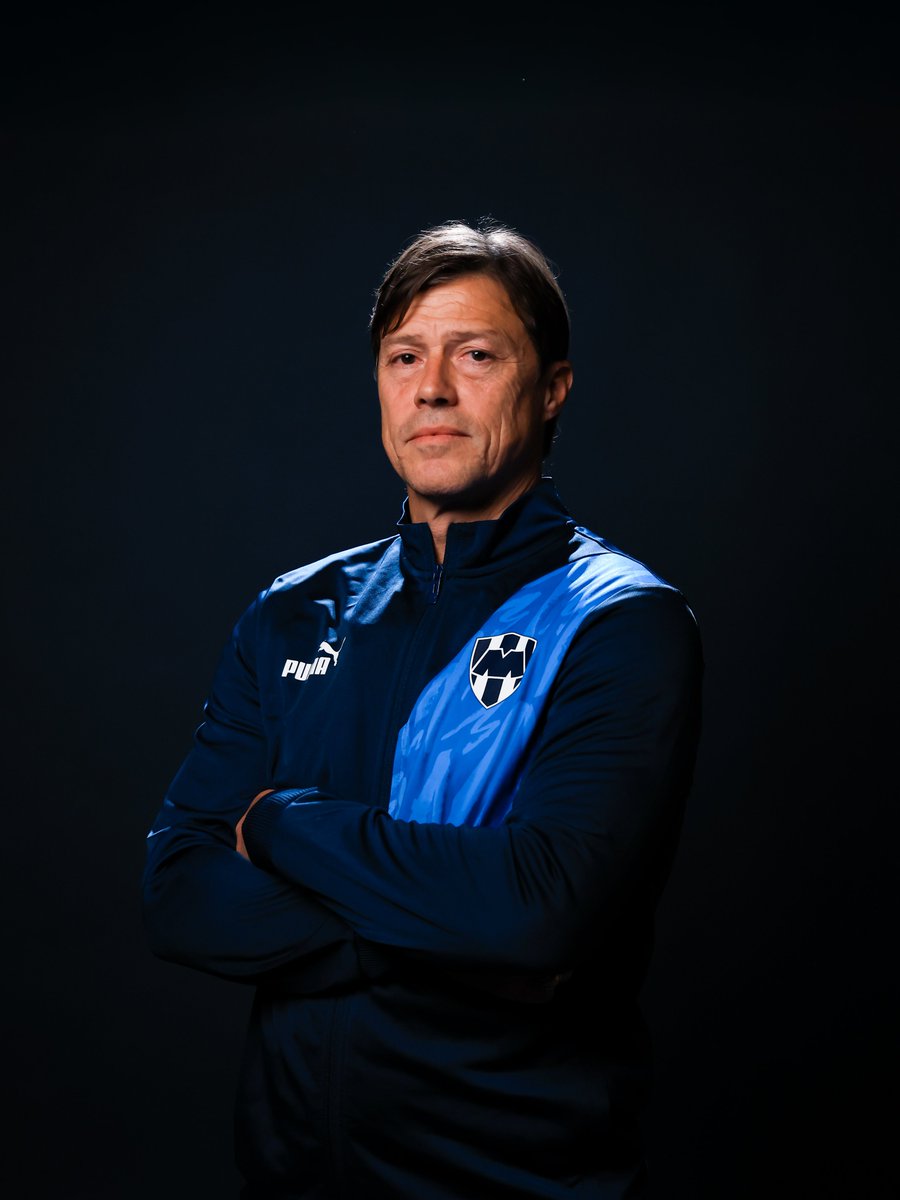 WeAreRayados's tweet photo. Welcome to Monterrey, Matías Almeyda! 💙🤍 https://t.co/Z7l6a6sfVi