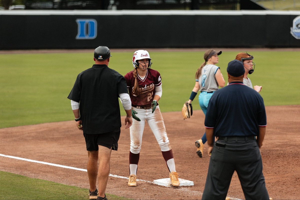 HollandWeisner's tweet photo. Back 2 Back North Carolina State Champions! 💍💍…💍?? Thank you to my coaches and teammates for this amazing season. @SCHSfastpitch @teamnc_bowman https://t.co/EXQ9eRRZ4D