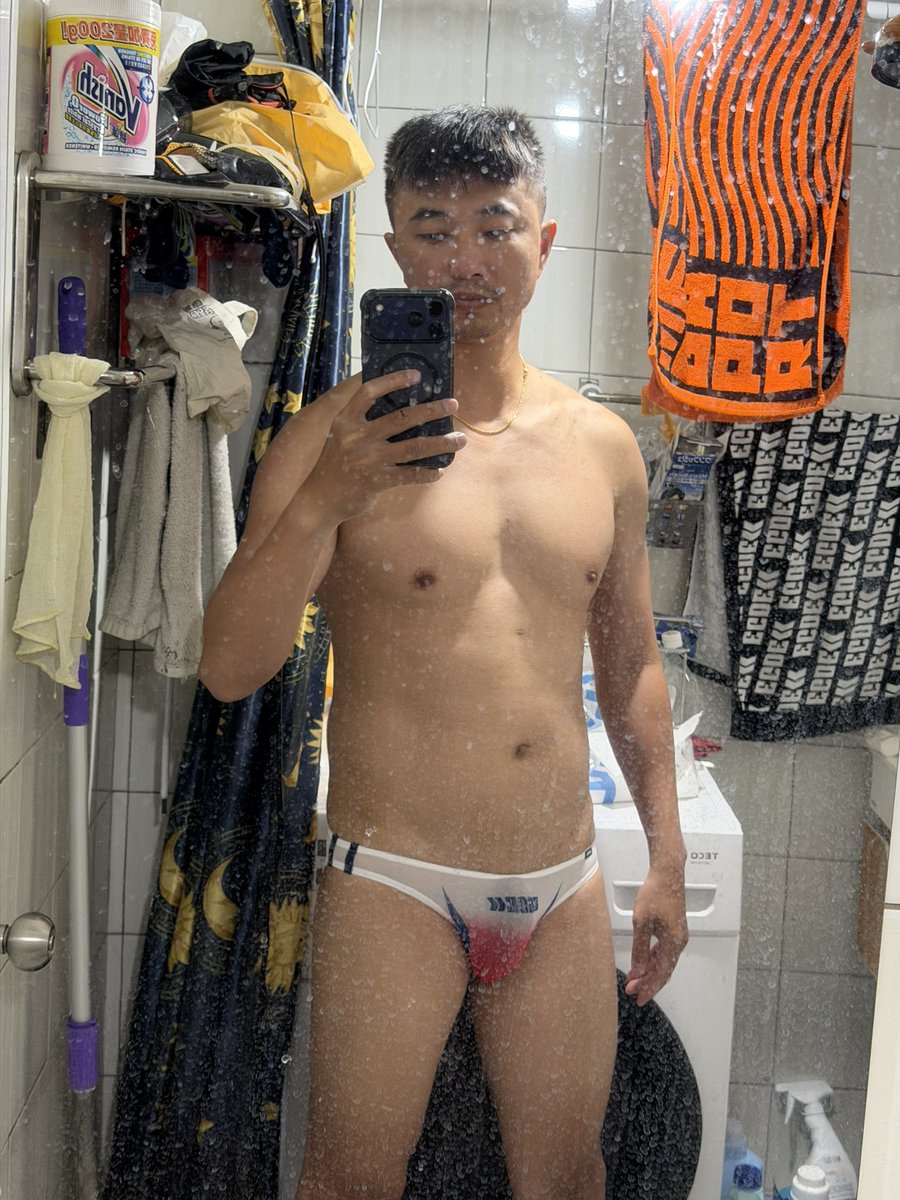 bluejohn77's tweet photo. 又是忙碌的一週🥹
說要去按摩都還沒去，休一天都在睡覺🥹 https://t.co/MZJlQKkH7o