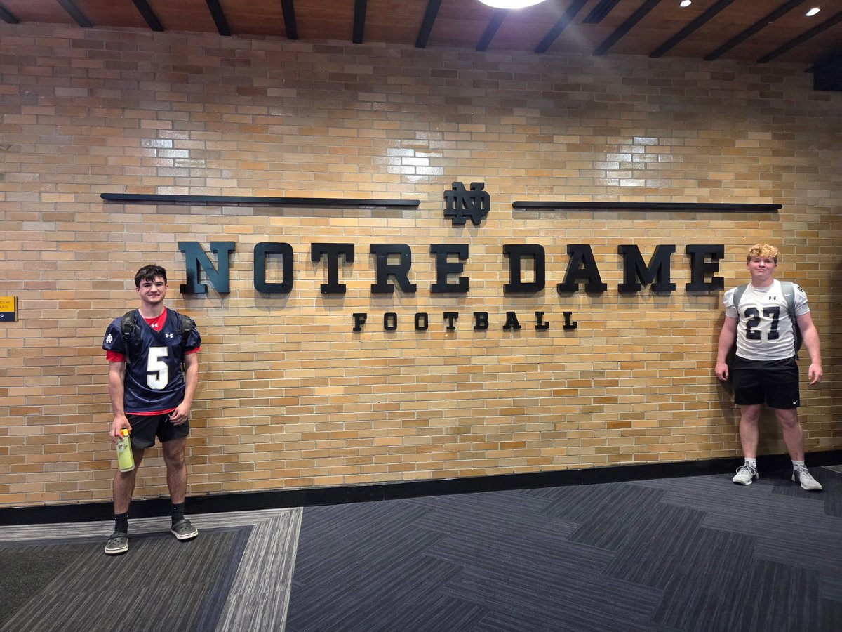LPeterson4's tweet photo. Competed against 60+ long snappers from across the nation, at the @NDFootball Specialists Mega Camp. I won the underclassmen short snap competition! Was great to meet and connect with coaches.
@SCoachLintal @CoachBiagi @aylward_johnny @CoachSaturnio @CoachW1llHolt @CoachJDWhite https://t.co/TUYaUc3wML