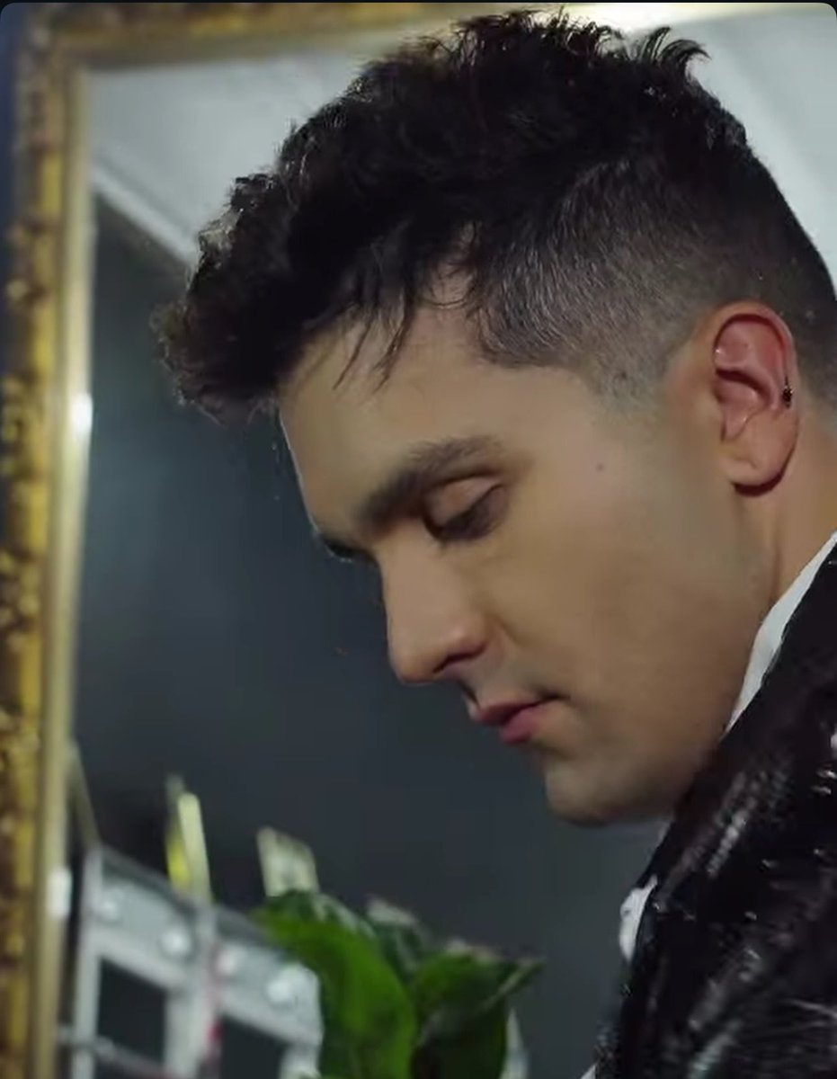 olhaatimida's tweet photo. VOCÊ NÃO TINHA ESSE DIREITO LUAN SANTANAAAAAA 😭😭😭😭😭 https://t.co/z6vJjmrcHa