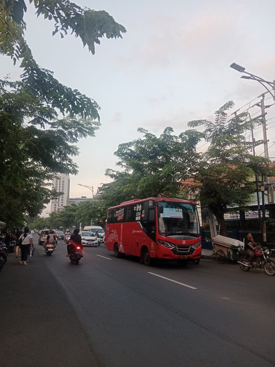 yukcube1's tweet photo. Selamat pagi sobat cubers, tiba-tiba sudah teleport ke Semarang dari kemarin ke Cirebon

Untuk kontennya menyusul ya sobat cubers.

Dan kira-kira ada rekomendasi tidak yang kami mau kunjungi?

-K https://t.co/UzHuucKkR1