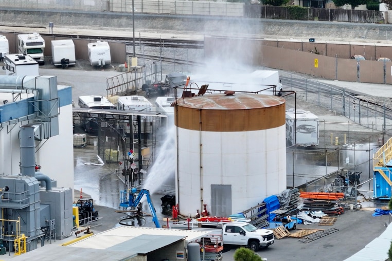 TheRealThelmaJ1's tweet photo. Two major chemical incidents last week, including 11 dead in Washington State  while Trump is dismantling the Departments within the EPA that oversee these tanks. https://t.co/7DbAgLpamv